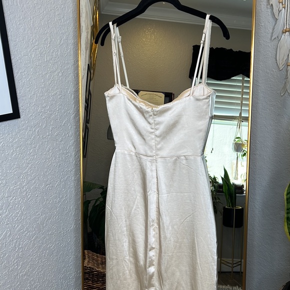 HOUSE OF CB 'Costanza' Vintage Cream Maxi Dress NWOT - Picture 10 of 13